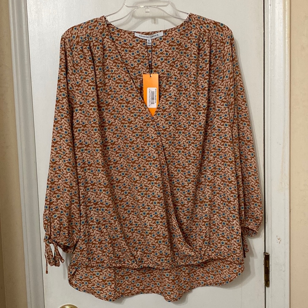 Collective Concepts Amalia Printed Surplice Top XL NWT